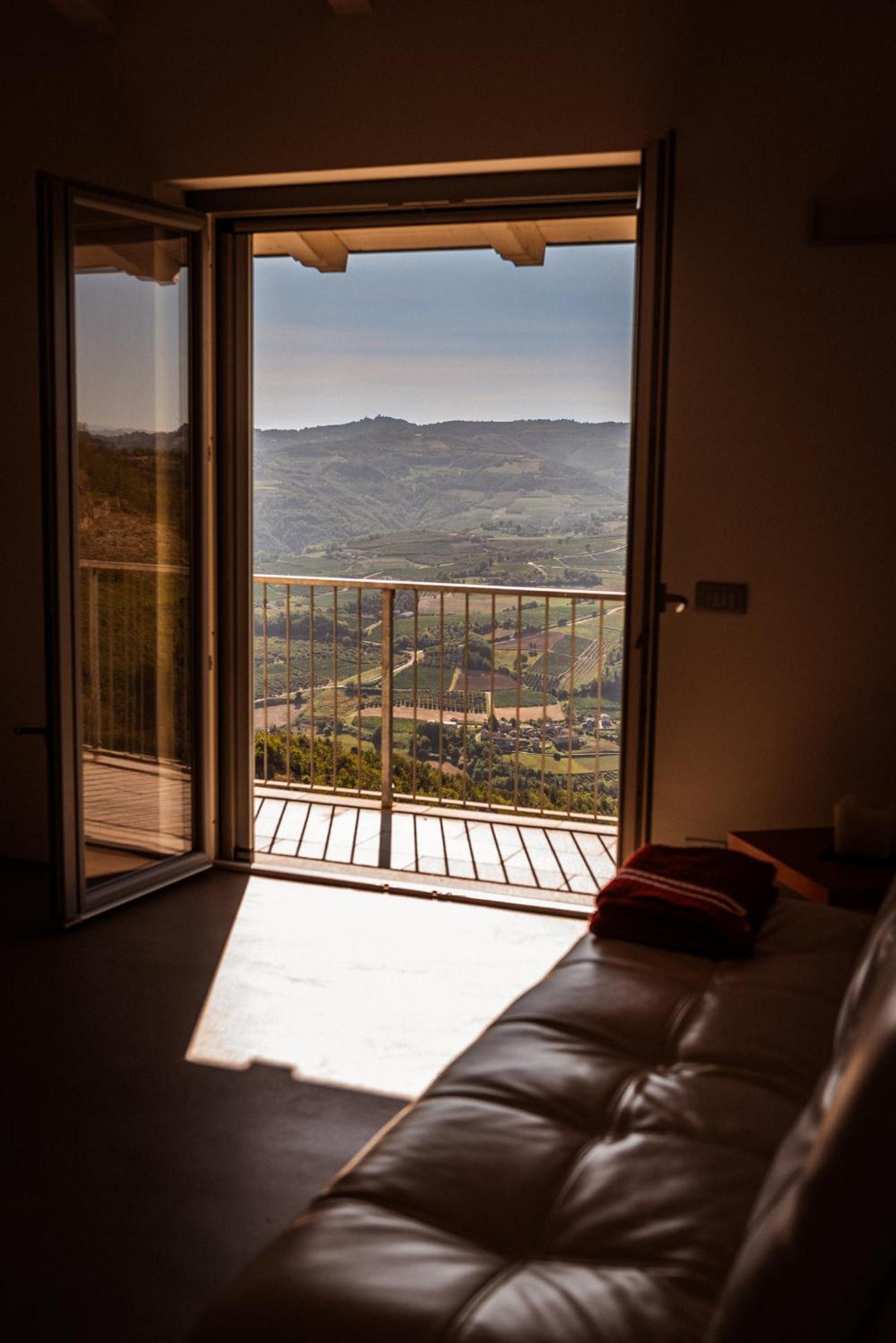 Ferienwohnung Borgo San Rocco Piemonte Castino Exterior foto